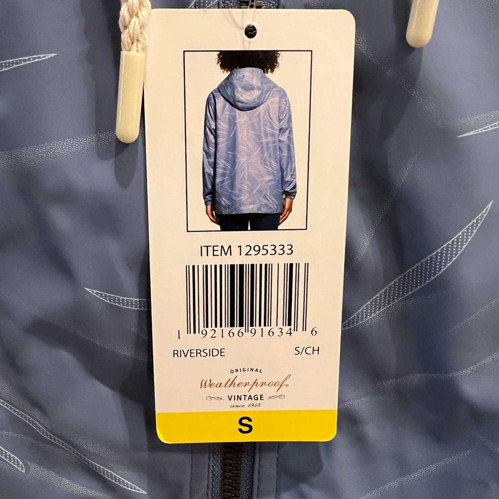 Weatherproof Women’s Light Blue Patterned jacket - Picture 3 of 5
